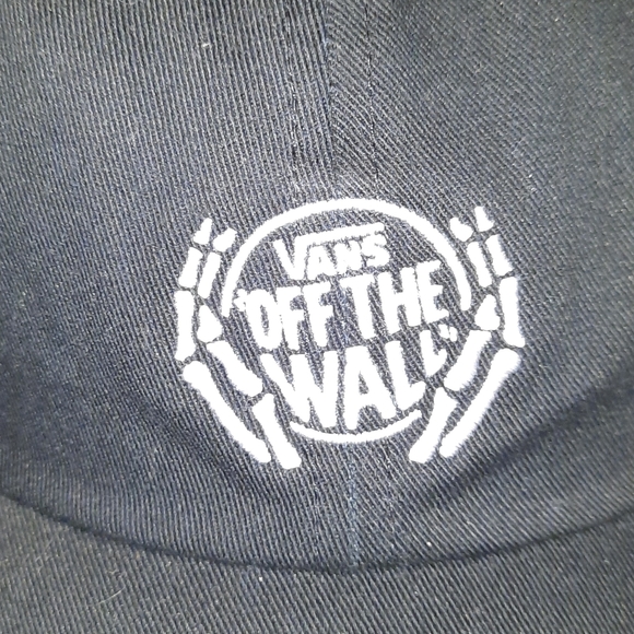 off the wall strap vans